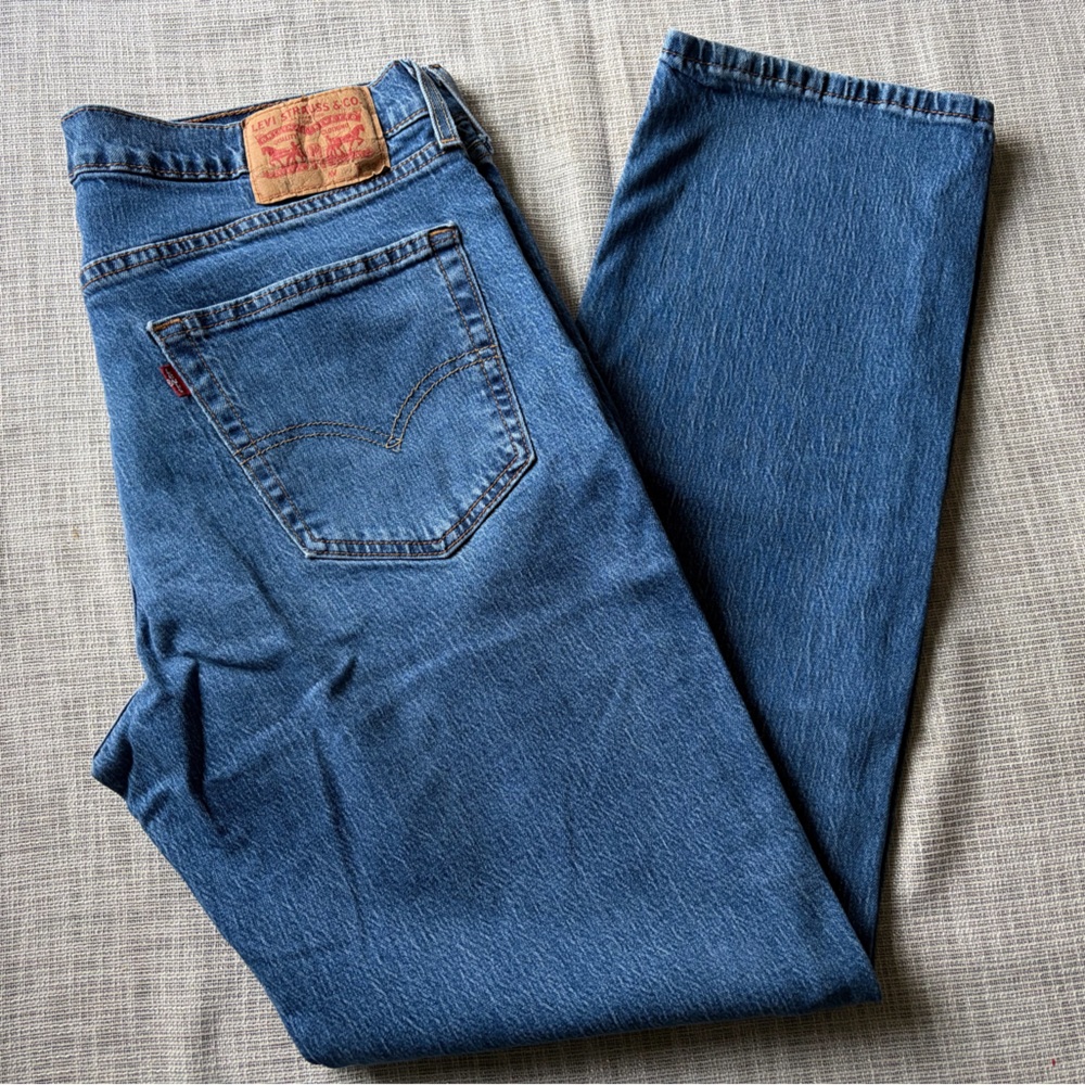 Levi's Men's Light Blue Relaxed Jeans 34x32